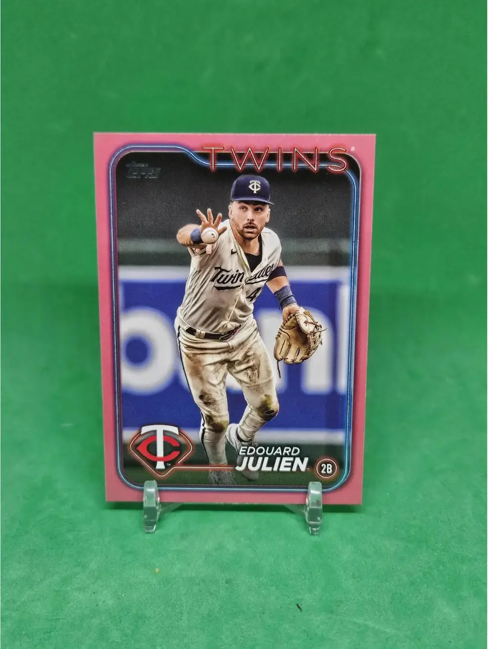 2024 Topps Series 2 - Mother's Day‎ Hot Pink #596 Edouard Julien /50